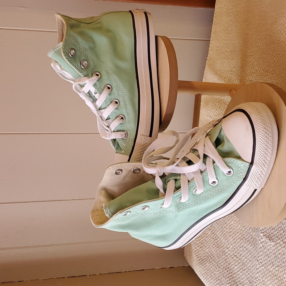 Converse